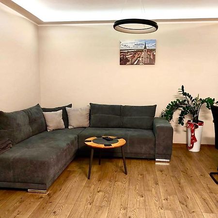 Apartament Sajowy Z Miejscem Postojowym W Garazu Podziemnym Apartman Stary Toruń Kültér fotó