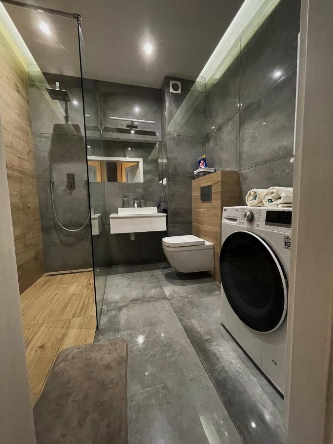 Apartament Sajowy Z Miejscem Postojowym W Garazu Podziemnym Apartman Stary Toruń Kültér fotó