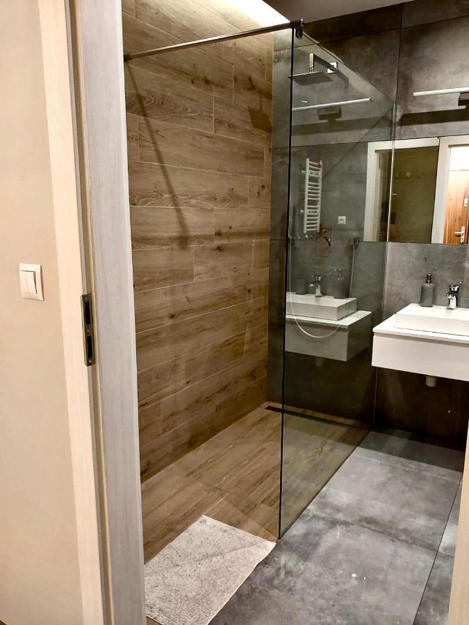 Apartament Sajowy Z Miejscem Postojowym W Garazu Podziemnym Apartman Stary Toruń Kültér fotó